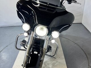 2015 Harley-Davidson Street Glide, чёрный, 899000 рублей, вид 3