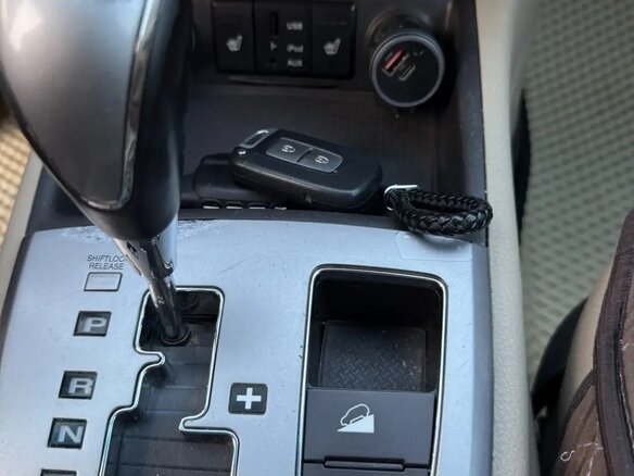 2011 Hyundai Santa Fe II Рестайлинг, чёрный, 1300000 рублей - вид 13