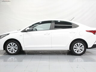 2021 Hyundai Solaris II Рестайлинг, белый, 1400000 рублей, вид 2