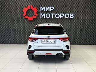 2021 Kia Rio X IV Рестайлинг, белый, 1410000 рублей, вид 5