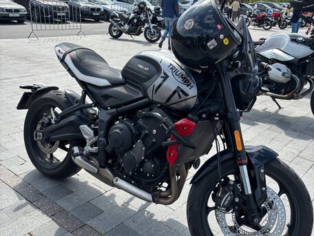 2022 Triumph Trident 660, чёрный, 750000 рублей, вид 2