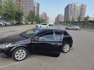 2007 Opel Astra GTC H Рестайлинг, чёрный, 250000 рублей, вид 2