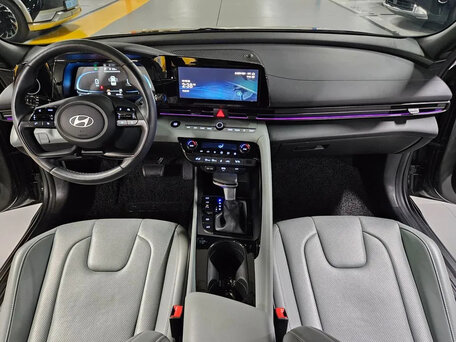 2023 Hyundai Avante VII Рестайлинг, серый, 1990000 рублей, вид 5