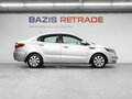 2013 Kia Rio 5-speed III, серебристый, 829000 рублей - вид 3
