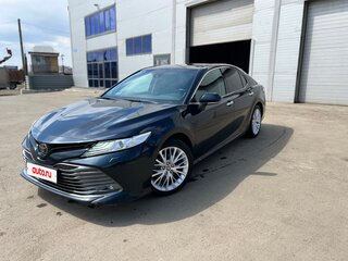 2020 Toyota Camry VIII (XV70), синий, 3290000 рублей, вид 1
