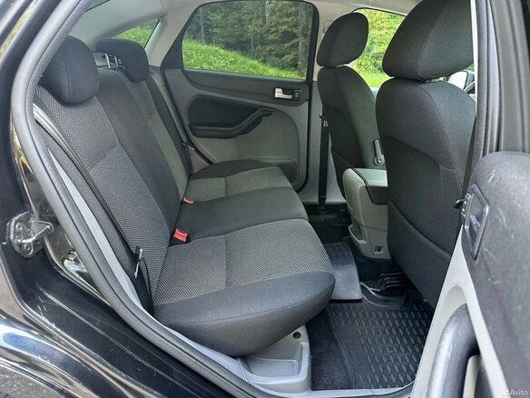 2010 Ford Focus II Рестайлинг, чёрный, 830000 рублей - вид 30