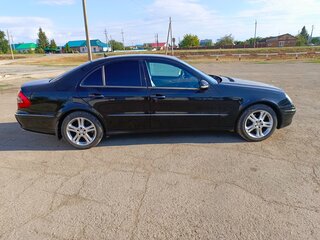 2008 Mercedes-Benz E-Класс 280 III (W211, S211) Рестайлинг, чёрный, 950000 рублей, вид 3