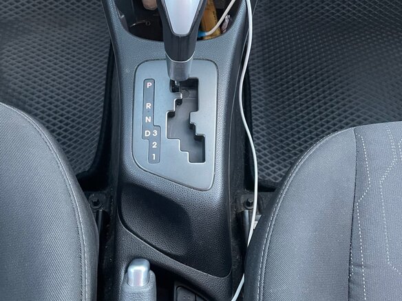 2012 Kia Picanto II, серебристый, 900000 рублей - вид 11