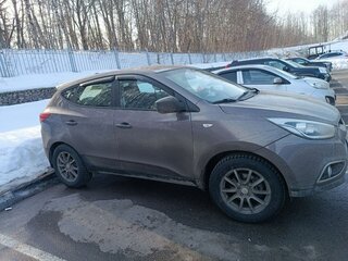 2014 Hyundai ix35 I Рестайлинг, коричневый, 1250000 рублей, вид 2