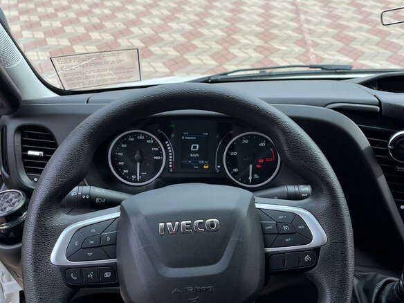 2022 Iveco Daily, белый, 4800000 рублей - вид 7