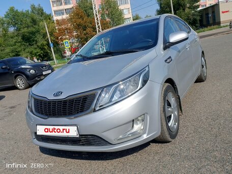 2011 Kia Rio 5-speed III, серебристый, 670000 рублей, вид 1