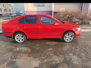 2007 Skoda Octavia II (A5), красный, 359999 рублей, вид 5