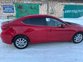 2018 Mazda 3 III (BM) Рестайлинг, красный, 1500000 рублей, вид 4