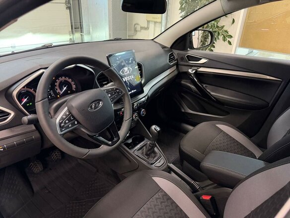 2026 Lada (ВАЗ) Vesta I Рестайлинг (NG), синий, 1875000 рублей - вид 9