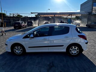 2010 Peugeot 308 I, белый, 520000 рублей, вид 4