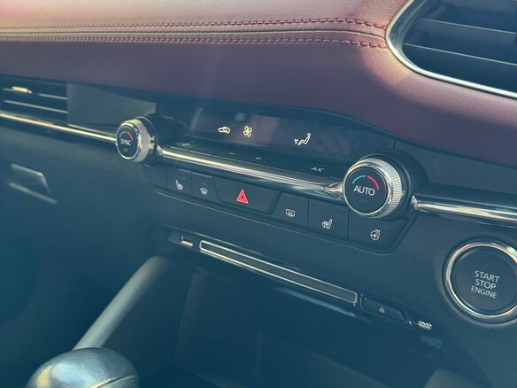 2019 Mazda 3 IV (BP), серый, 1650000 рублей - вид 7