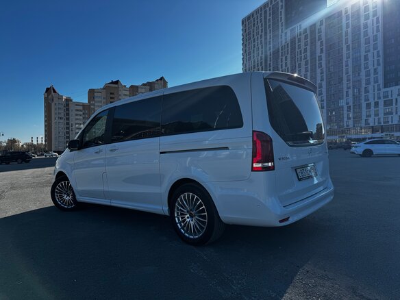 2021 Mercedes-Benz V-Класс Long 300 d длинный III (W447) Рестайлинг, белый, 7200000 рублей - вид 7