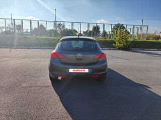 2011 Opel Astra J, серый, 630000 рублей, вид 3