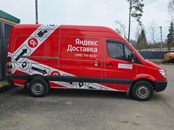 2012 Mercedes-Benz Sprinter, белый, 1650000 рублей - вид 2