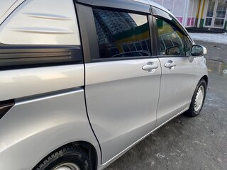 2014 Honda Freed Spike I Рестайлинг, серый, 1380000 рублей, вид 4
