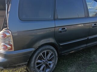 2006 Hyundai Trajet I Рестайлинг, серый, 480000 рублей, вид 4