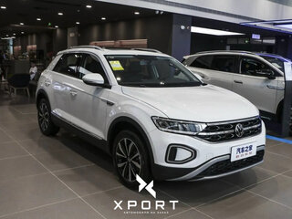 2021 Volkswagen T-Roc I, белый, 2390000 рублей, вид 3