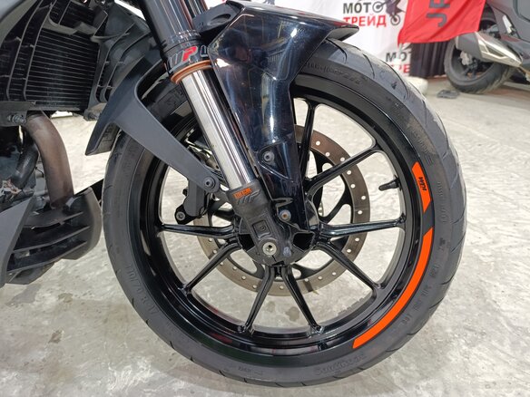 2022 KTM 390 Duke, белый, 480000 рублей - вид 12