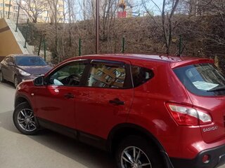 2012 Nissan Qashqai I Рестайлинг, красный, 1030000 рублей, вид 4