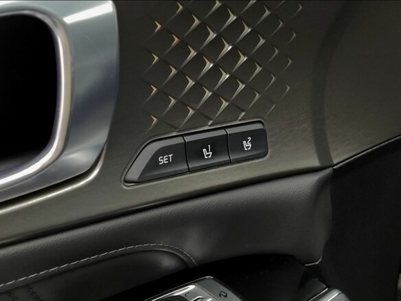 2022 Kia Sorento IV, чёрный - вид 8
