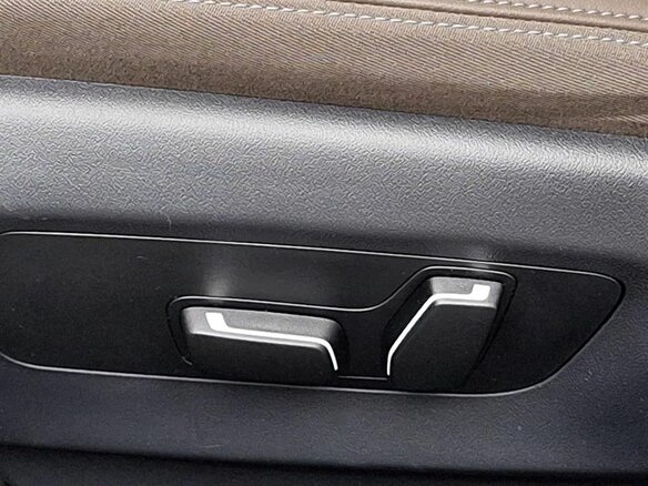 2025 BMW 5 серии Long 530Li xDrive VIII (G60/G61/G68), чёрный, 8450000 рублей - вид 12