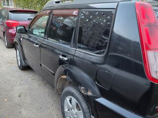 2004 Nissan X-Trail I Рестайлинг, чёрный, 300000 рублей, вид 4