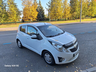 2013 Chevrolet Spark III, белый, 745000 рублей, вид 2