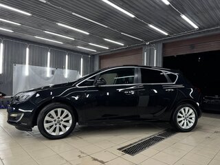 2012 Opel Astra J Рестайлинг, чёрный, 900000 рублей, вид 4