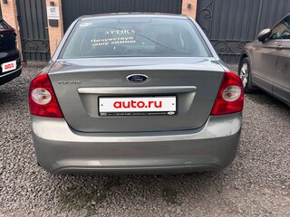 2010 Ford Focus II Рестайлинг, серый, 670000 рублей, вид 2