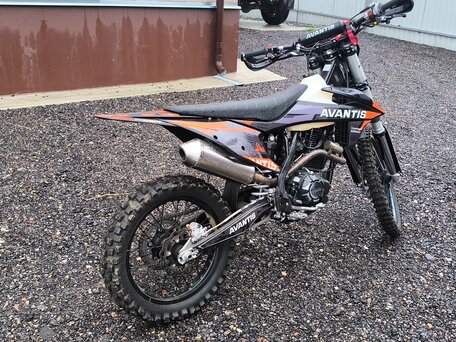 2022 Avantis Enduro 250 Pro/Carb, чёрный, 160000 рублей, вид 1