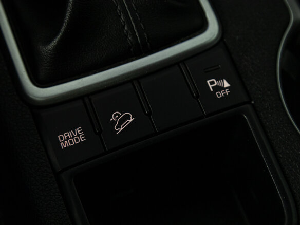2021 Kia Sportage IV Рестайлинг, белый, 1999700 рублей - вид 20