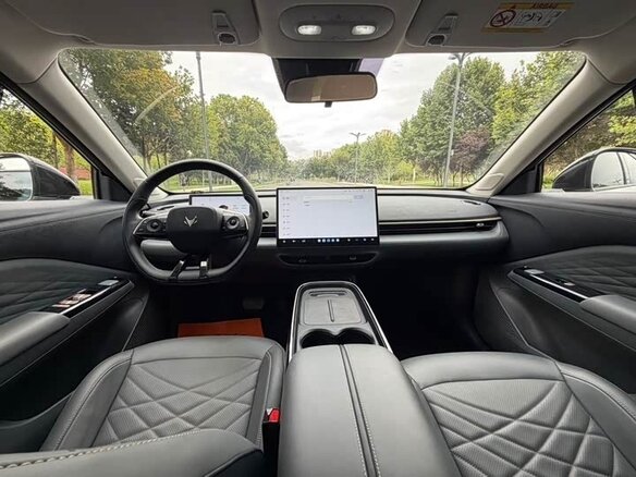 2026 Arcfox T1 42.3 kWh, зелёный, 1483000 рублей - вид 9