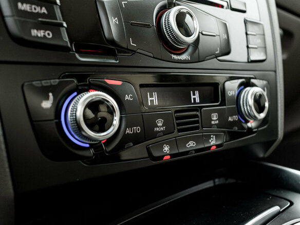 2013 Audi Q5 I (8R) Рестайлинг, красный, 1825000 рублей - вид 19