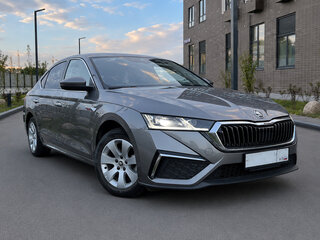 2023 Skoda Octavia IV (A8), серебристый, 2749000 рублей, вид 4