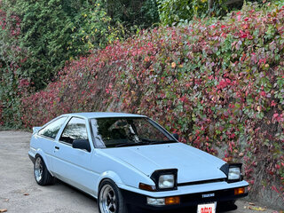 1986 Toyota Sprinter Trueno IV (AE85/AE86), белый, 1800000 рублей, вид 1