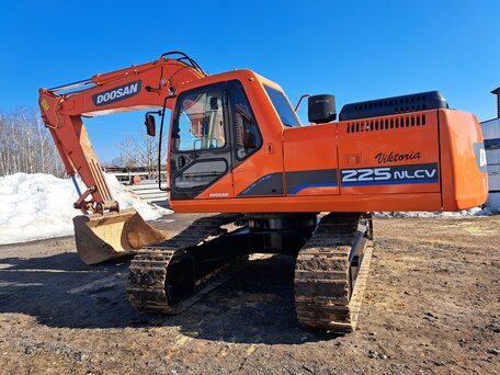 2015 Doosan Solar, оранжевый, 6500000 рублей, вид 4