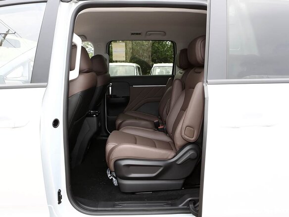 2026 Wuling Starlight 730, серебристый, 2430000 рублей - вид 37