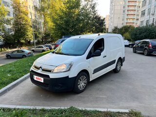 2013 Citroen Berlingo II Рестайлинг, белый, 650000 рублей, вид 1