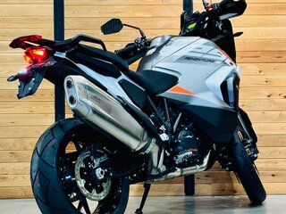 2024 KTM 1290 Super Adventure S, серый, 2299000 рублей, вид 3