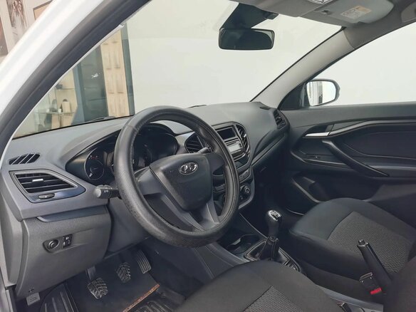 2016 Lada (ВАЗ) Vesta I, белый, 630000 рублей - вид 12
