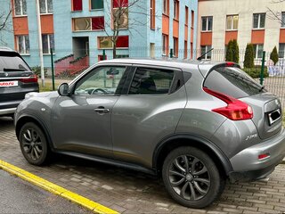 2013 Nissan Juke I, серый, 848000 рублей, вид 3