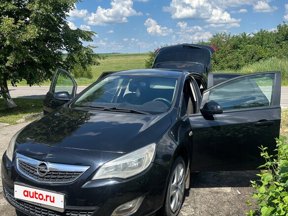 2010 Opel Astra J, чёрный, 410000 рублей - вид 2