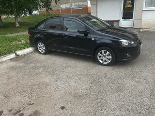 2013 Volkswagen Polo V, чёрный, 620000 рублей, вид 5