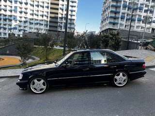1987 Mercedes-Benz W124 230, синий, 1350000 рублей, вид 2