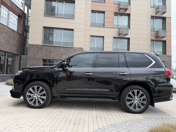 2017 Lexus LX 450d III Рестайлинг 2, чёрный, 7500000 рублей - вид 19